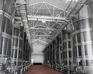 Dep&oacute;sitos de elaboraci&oacute;n de Bodegas Pedroheras